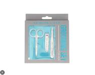 Crimson & Oak Grooming Set For Men: $10.00