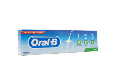 Oral B Toothpaste with Active Fluoride 100 ml: $6.00