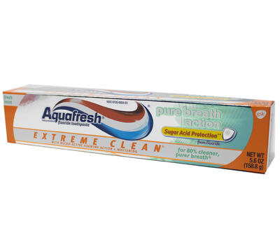 Aquafresh Extreme Clean Pure Breath Action Fluoride Toothpaste Fresh Mint 5.6oz