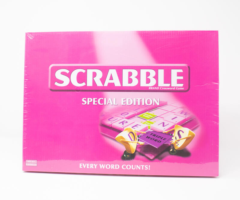 Scrabble pink special edition